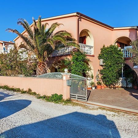 Villa Mare Apartments Вир Екстериор снимка