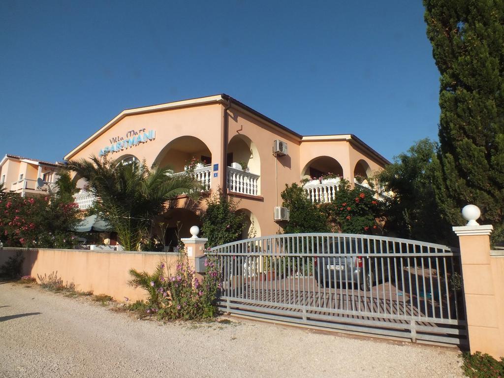 Villa Mare Apartments Вир Екстериор снимка
