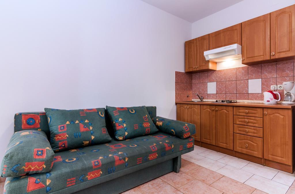 Villa Mare Apartments Вир Екстериор снимка